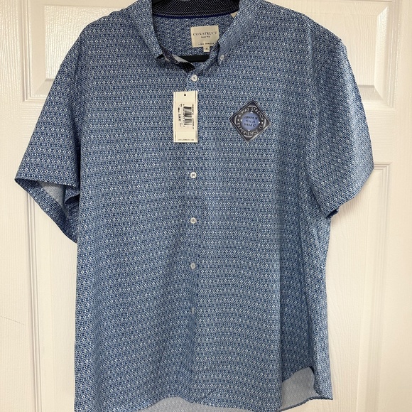 Construct short sleeve button down - Picture 1 of 2
